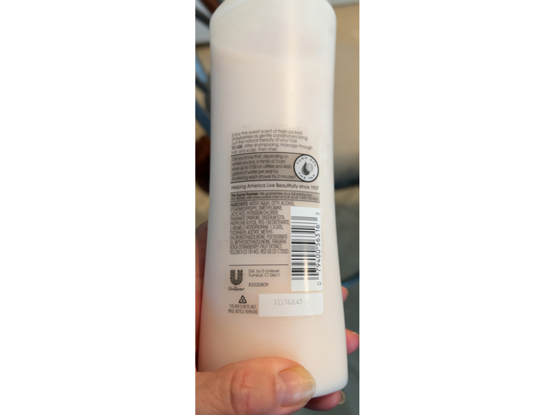 Suave Essentials Conditioner, Strawberry, 12 fl oz/355 mL