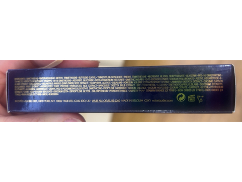 Estee Lauder Futurist Soft Touch Brightening Skincare Concealer, 1N Light, 2 fl oz/6 mL