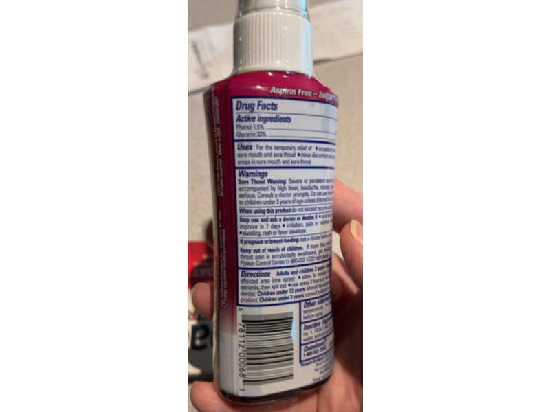 Chloraseptic Max Strength Sore Throat Spray, Wild Berries Flavor, 4.0 fl oz/118 mL