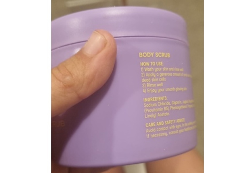 OXX Bodycare Nourishing Body Scrub, Squalane & Provitamin B5, 300 g