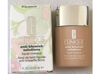 Clinique Acne Solutions Liquid Makeup, 10 Fresh Alabaster, 1 oz/30 mL - thumbnail 2