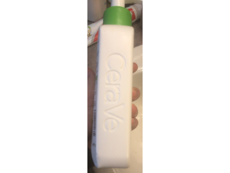 Cerave Hydrating Cleanser, 237 mL