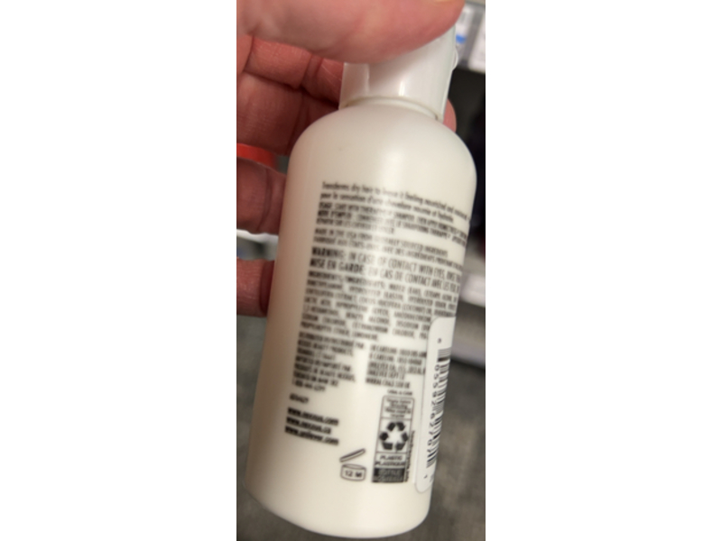 Nexxus Humectress Ultimate Moisture Conditioner, Elastin Protein & Green Caviar, 3 fl oz/89 mL, Pack Of 2