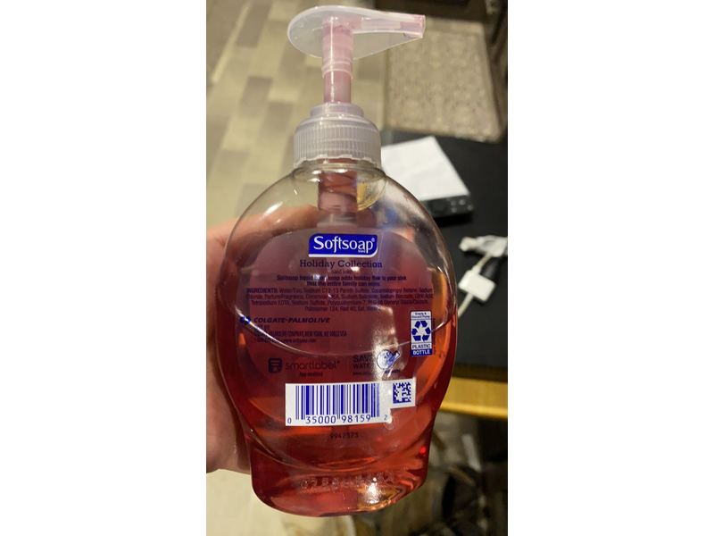 Softsoap Hand Soap, Snuggly Snow, 7.5 fl oz/221 mL