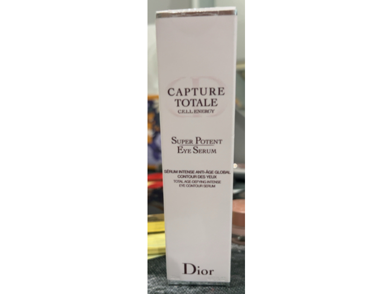Dior Capture Totale Super Potent Eye Serum Ingredients and Reviews