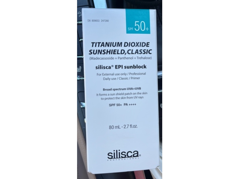 Silisca Titanium Dioxide Sunshield, Classic SPF 50+ PA++++, 2.7 fl oz/80 mL
