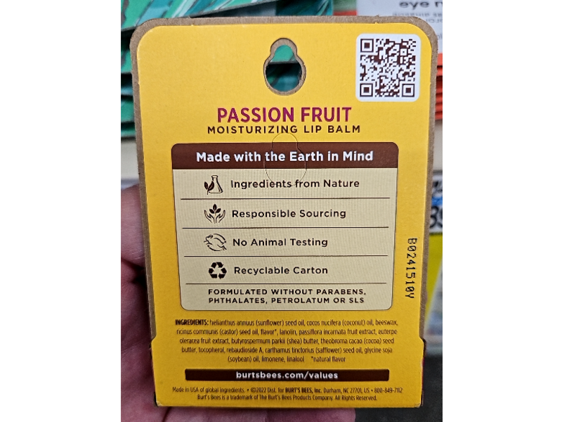 Burt's Bees Moisturizing Lip Balm, Passion Fruit, 0.15 oz/4.25 g