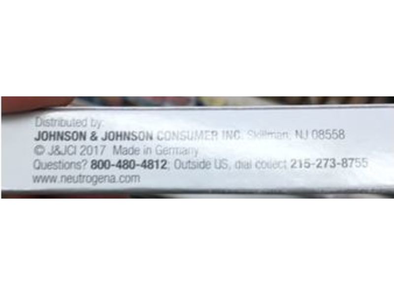 Neutrogena Nourishing Brow Pencil, Dark Brown 40, 0.04 oz/1.1 g