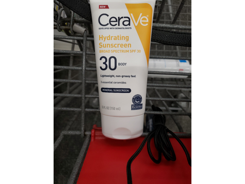 CeraVe Hydrating Mineral Sunscreen Body Lotion, SPF 30, 5 fl oz/150 mL
