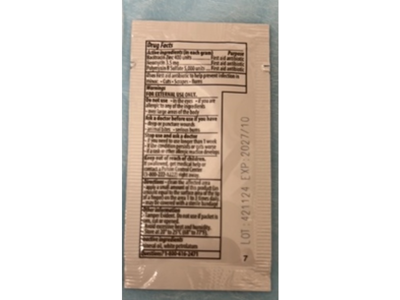 Major Triple Antibiotic Ointment, 0.03 oz/0.9 g