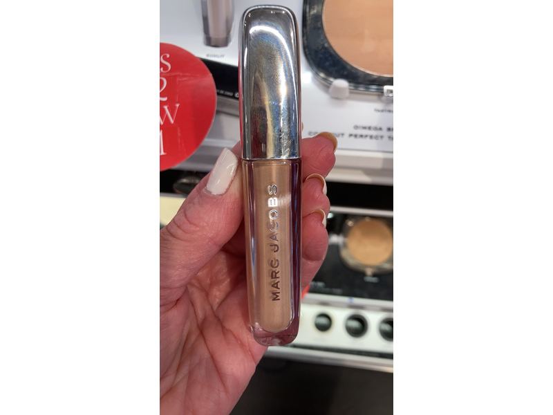 Marc Jacobs Beauty Glow Away Dewy Coconut Face Luminzer, Sunlit, 5 mL