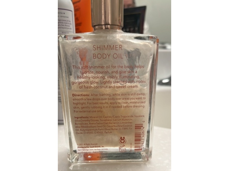 Pearl Essence Shimmer Body Oil, Coconut Cream, 5 fl oz/147 mL