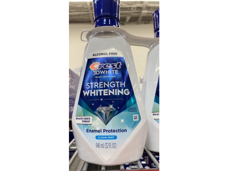 Crest 3D Strength Whitening Anticavity Fluoride Mouthwash, Clean Mint, 32 fl oz/946 mL