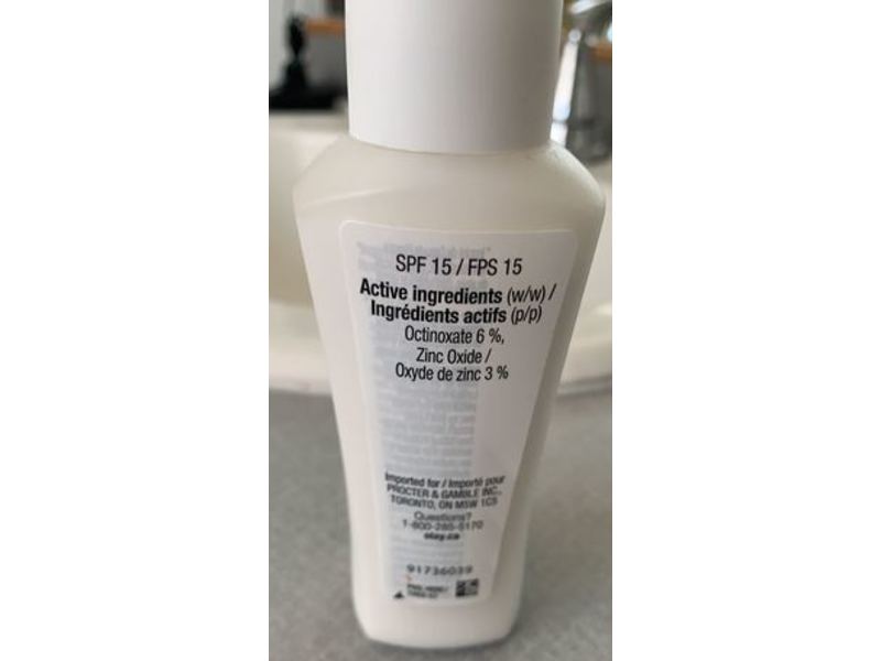 Olay Sensitive Skin Calming Moisturizer, SPF 15, 75 mL