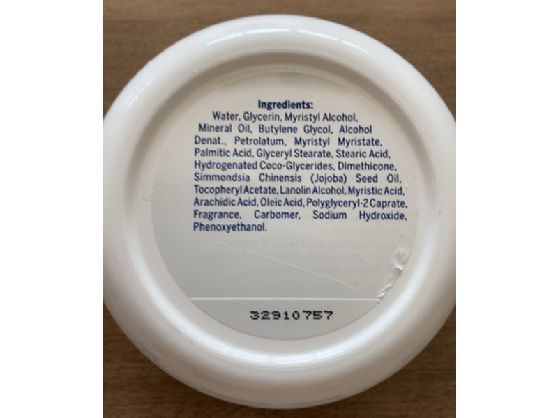 Nivea Soft Refreshingly Soft Moisturizing Cream, 6.8 oz/192 g