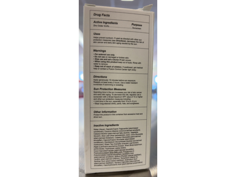 Earth Harbor Eclipse Sheer Mineral Sunscreen, SPF 30, 1 fl oz/30 mL