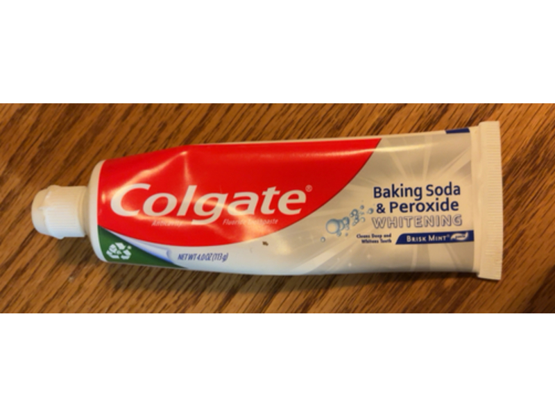 Colgate Toothpaste, Brisk Mint, 4 oz/113 g