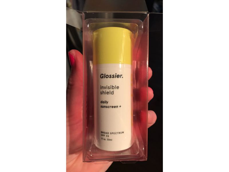 Glossier Invisible Shield Daily Sunscreen+, SPF 35, 30 mL