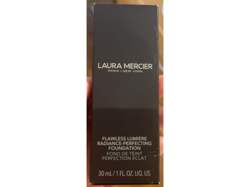 Laura Mercier Flawless Lumiere Radiance-Perfecting Foundation, 5W1 Amber, 1 fl oz/30 mL