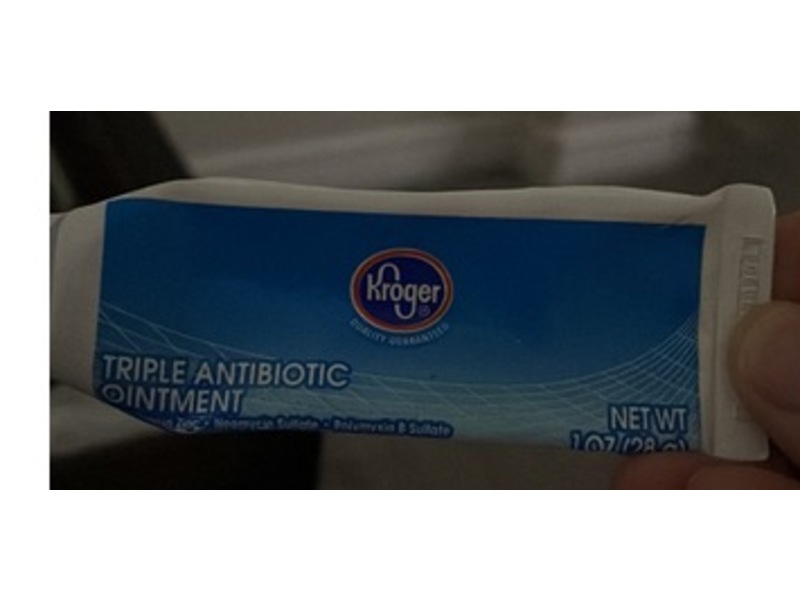 Kroger Triple Antibiotic Ointment, 1 oz/28 g
