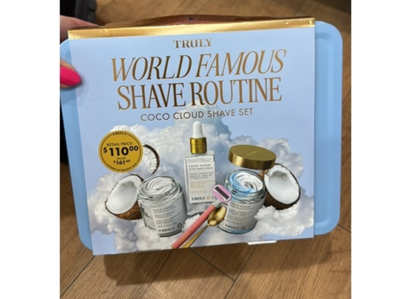 Truly Beauty Coco Cloud Shave Set,