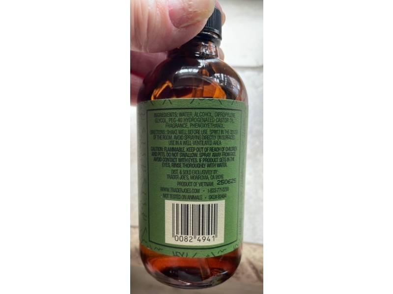 Trader Joe's Room Spritz, Cedar Balsam Scented, 4 fl oz/118 mL