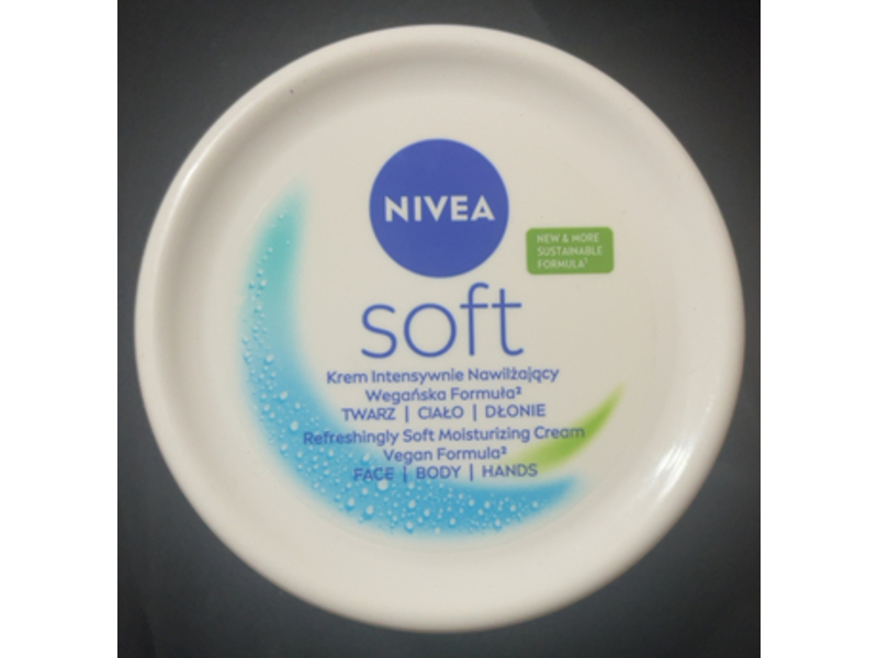 Nivea Soft Refreshingly Soft Moisturising Cream with Vitamin E and Jojoba Oil, 200 mL