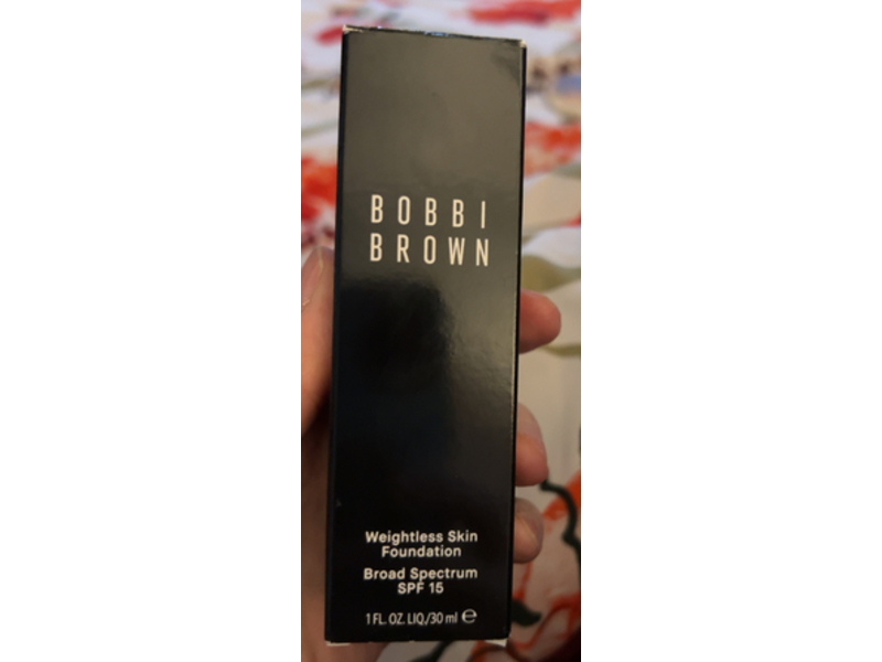 Bobbi Brown Weightless Skin Foundation Sunscreen, 12 Warm, SPF 15, 1 fl oz/30 mL