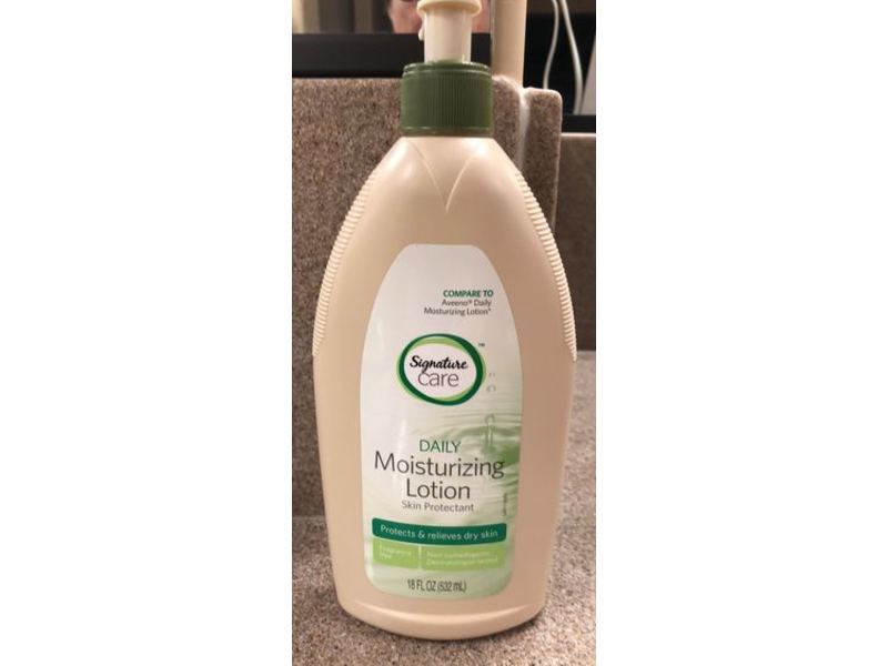 Signature Care Daily Moisturizing Lotion, 18 oz/532 mL