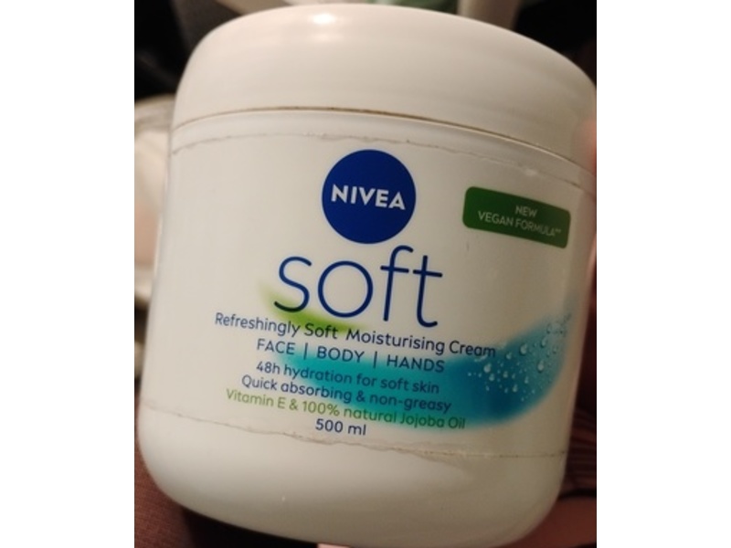 Nivea Refreshingly Soft Moisturising Cream, 500 mL