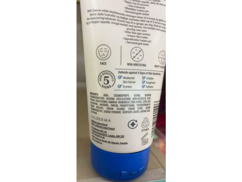 Cetaphil Gentle Exfoliating Cleanser, Bamboo Extract, Essential Vitamin E & Pro Vitamin B5, 178 mL