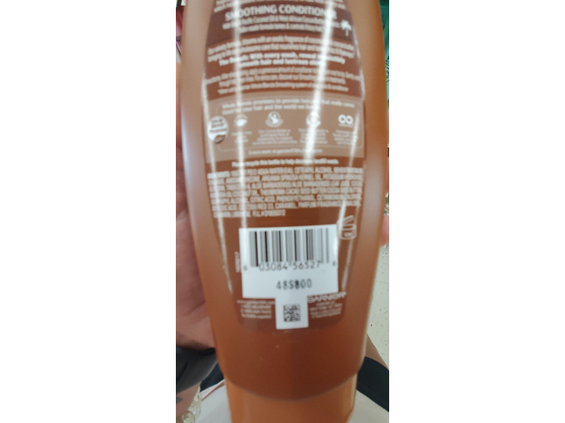 Garnier Whole Blends Smoothing Conditioner, Coconut Oil & Cocoa Butter Extracts, 16.9 fl oz/500 mL