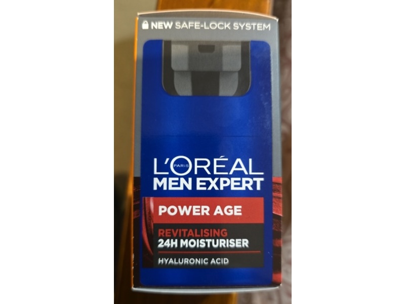 L'Oreal Paris Men Expert Power Age Revitalising Moisturiser, Hyaluronic Acid, 50 mL