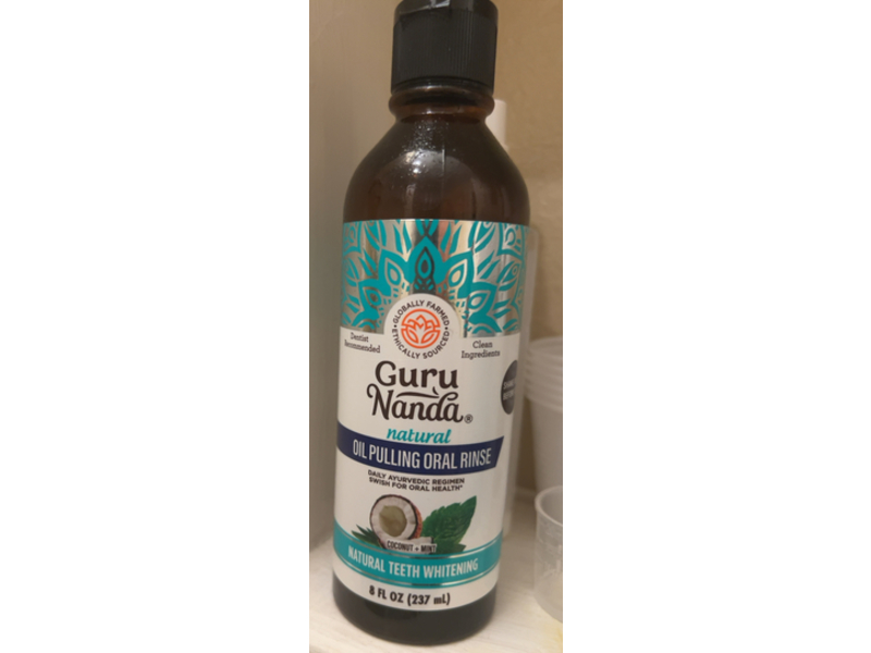 Guru Nanda Oil Pulling Oral Rinse, Coconut + Mint, 8 fl oz/237 mL
