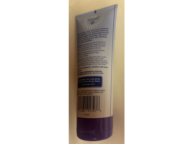 Kroger Oil Free Daily Facial Pore Cleanser, 5.5 oz/155 g