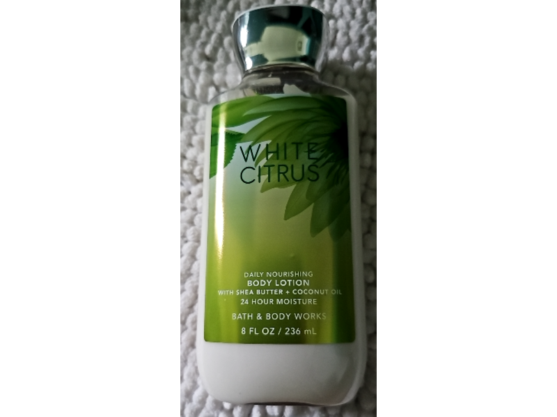 Bath & Body Works White Citrus Daily Nourishing Body Lotion, Shea Butter +Coconut Oil, 8 fl oz/236 mL