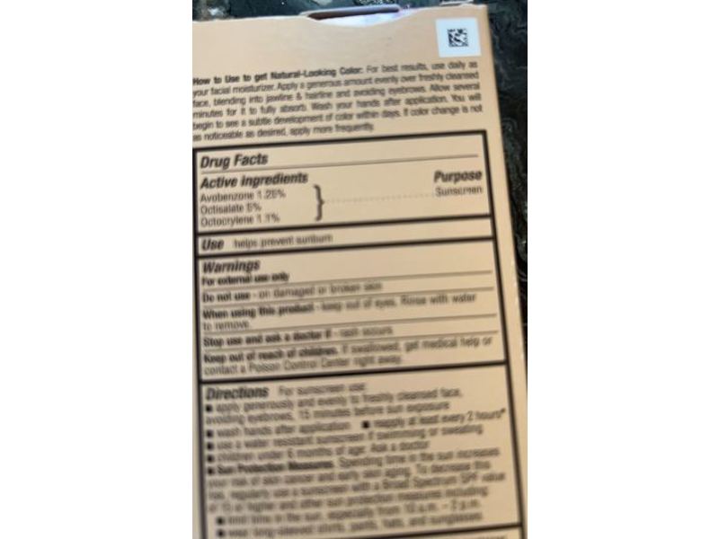 Jergens Natural Glow Face Moisturizer, Medium To Deep, SPF 20