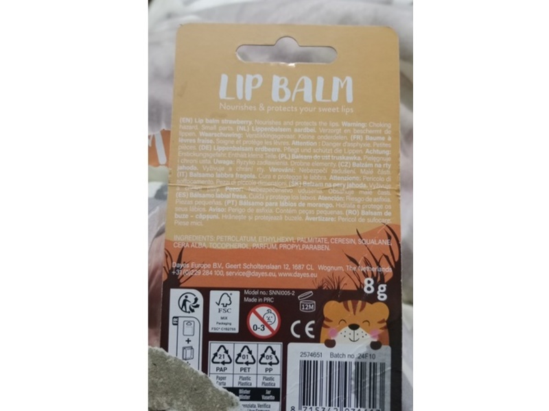 Bonjolie Nourishes & Proctects Lip Balm, Strawberry, 8 g