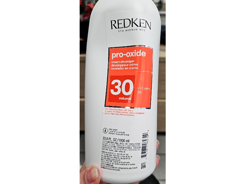 Redken Pro-Oxide Cream Developer, 30 Volume 9%, 33.8 fl oz/1000 mL