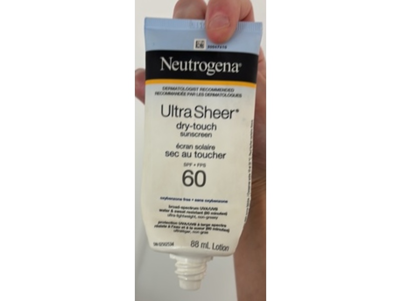 Neutrogena Ultra Sheer Dry-Touch Sunscreen , SPF 60, 88 mL