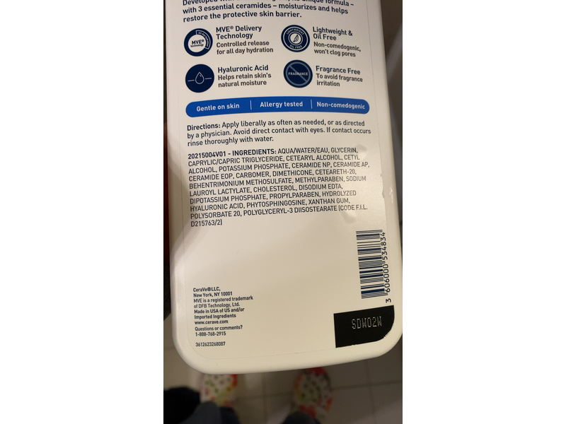 CeraVe Daily Moisturizing Lotion, 19 fl oz/562 mL