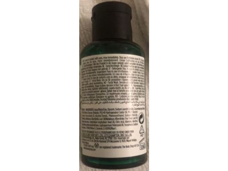 The Body Shop Skin Clearing Facial Wash, Tea Tree, 2 fl oz/60 mL