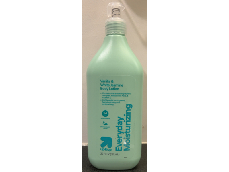Up&Up Everyday Moisturizing Body Lotion, Vanilla & White Jasmine, 20 fl oz/591 mL