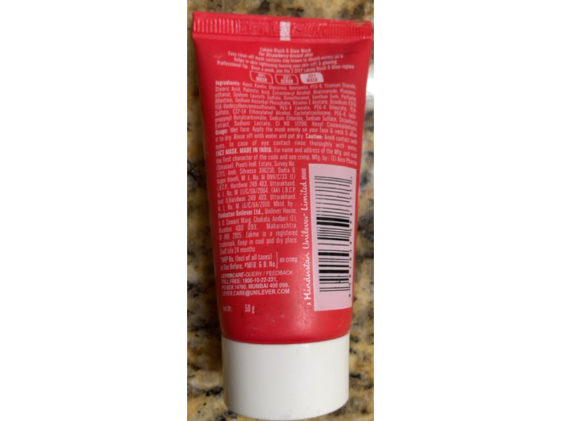 Lakme, Blush & Glow Face Mask, Strawberry, 50 g