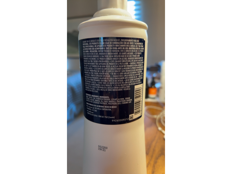 Wella Professionals Welloxon Perfect Creme Developer, 20 Volume (6%), 33.8 fl oz/1 L