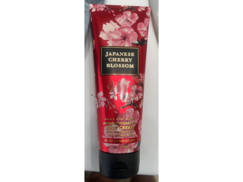 Bath & Body Works Ultimate Hydration Body Cream, Japanese Cherry Blossom, 8 oz/226 g