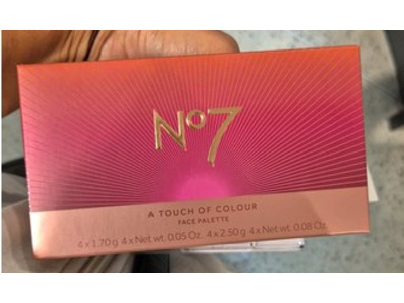 No7 A Touch Of Color Face Palette,0.08 oz/2.50 g