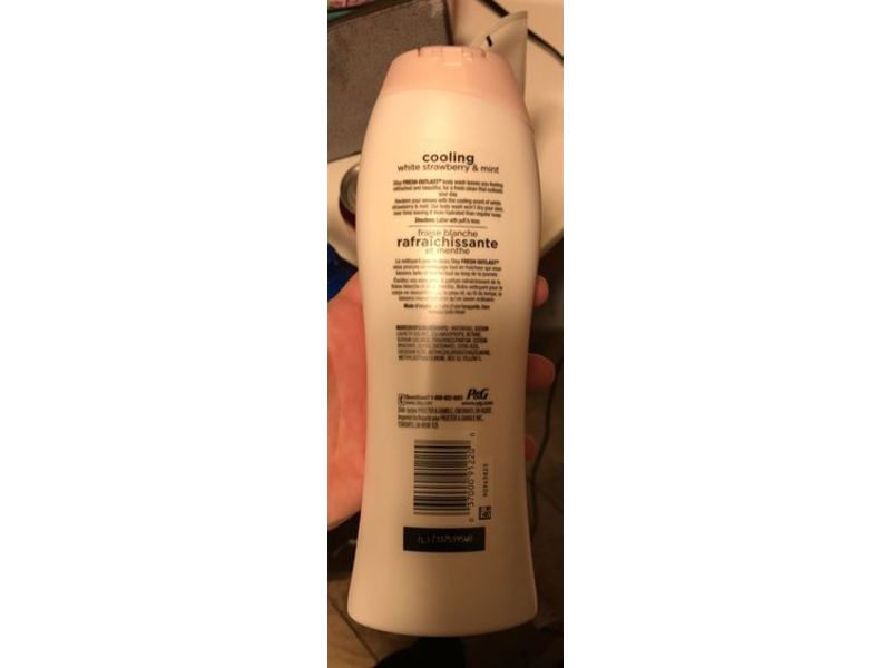 Olay Fresh Outlast Body Wash, Cooling White Strawberry & Mint, 13.5 fl oz/400 mL