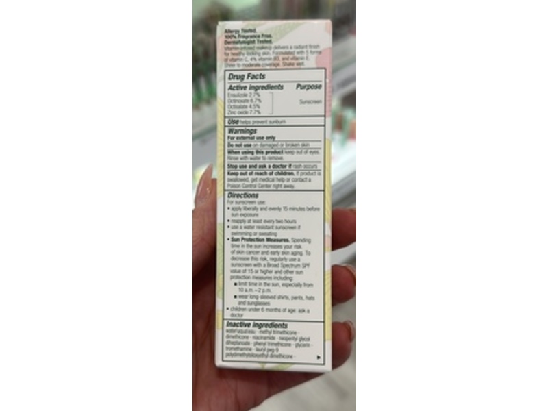 Clinique Even Better Clinical Vitamin Makeup Foundation, Medium Cool 2, SPF 45, 1 fl oz/30 mL