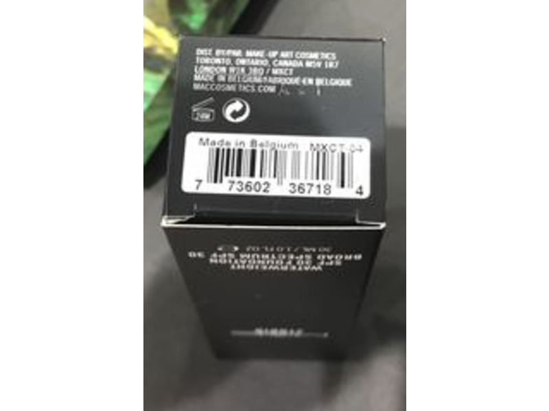 M.A.C Studio Waterweight Foundation, NC25, SPF 30,1.0 fl oz/30 mL